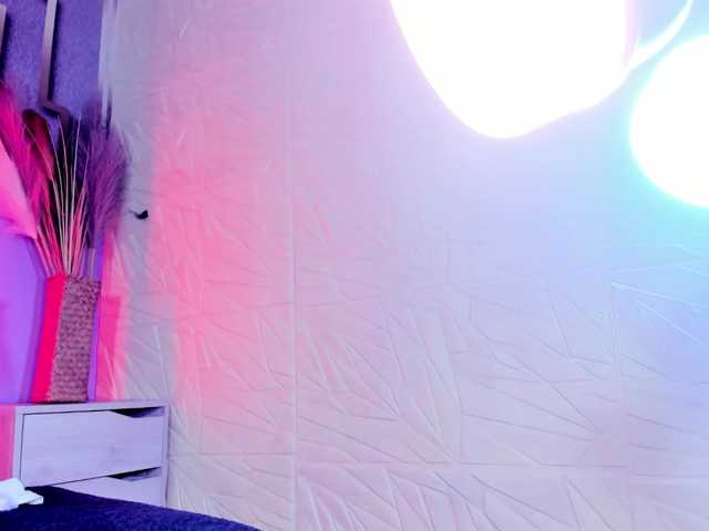 isabela-croftt live cam on BongaCams