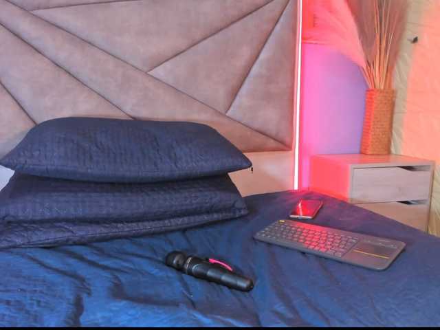 isabela-croftt live cam on BongaCams