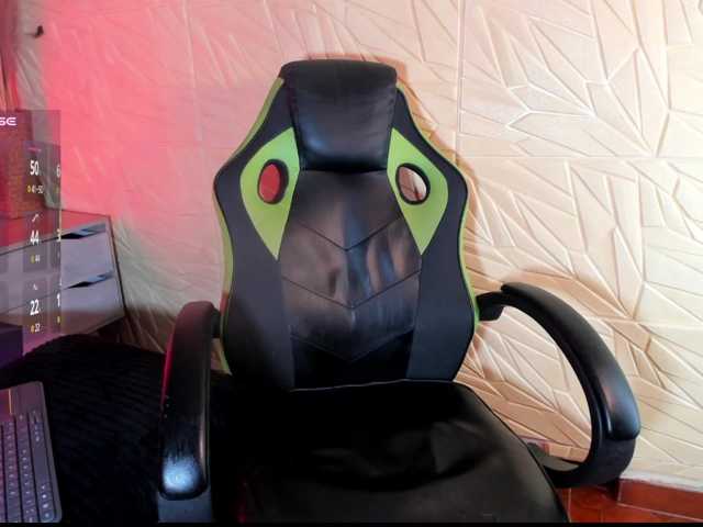 isabela-croftt live cam preview