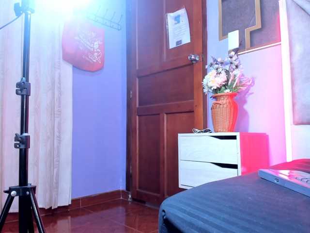 isabela-croftt live cam on BongaCams