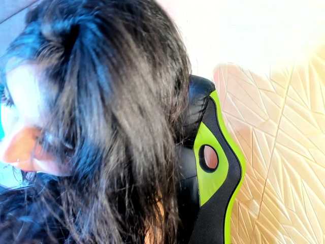 isabela-croftt live cam on BongaCams