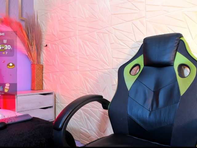 isabela-croftt live cam on BongaCams