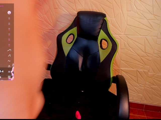 isabela-croftt live cam on BongaCams