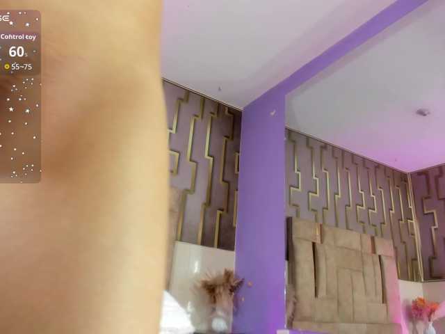 isabela-croftt live cam on BongaCams