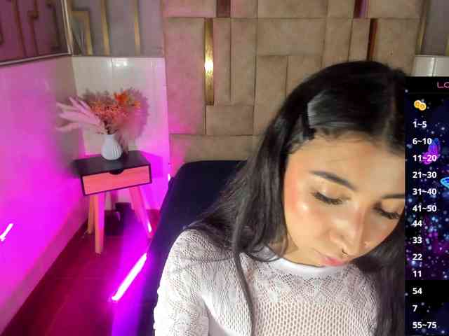 isabela-croftt webcam