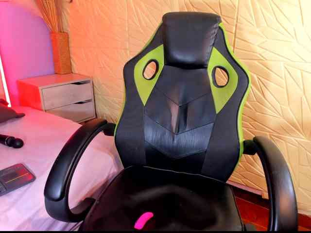isabela-croftt webcam
