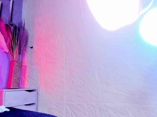 isabela-croftt webcam