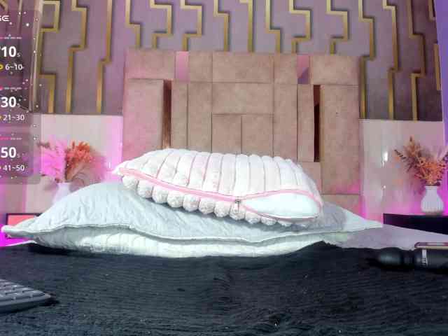 isabela-croftt webcam