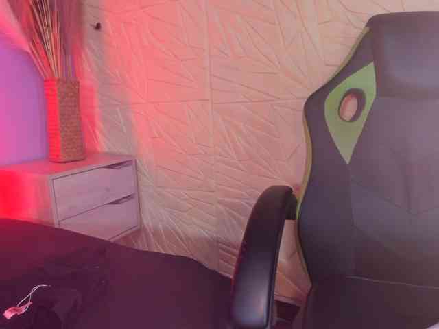 isabela-croftt webcam