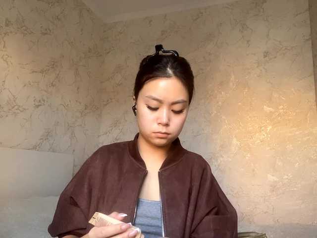 CatherinInsognia live cam on BongaCams