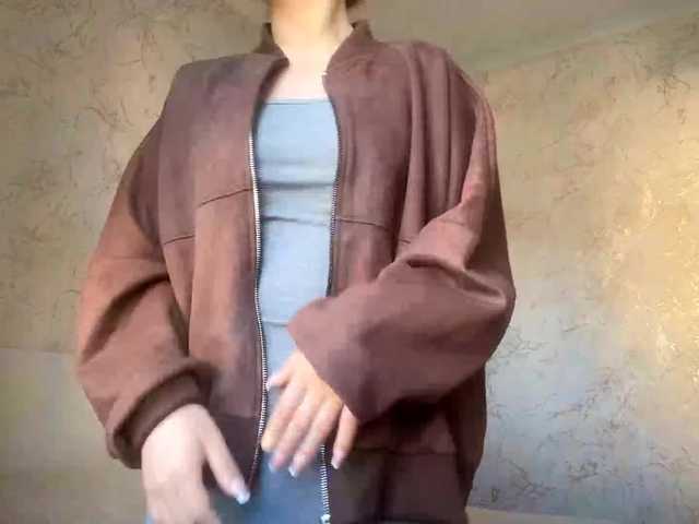 CatherinInsognia live cam