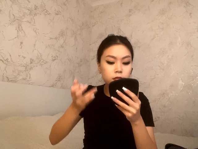 CatherinInsognia live cam on BongaCams