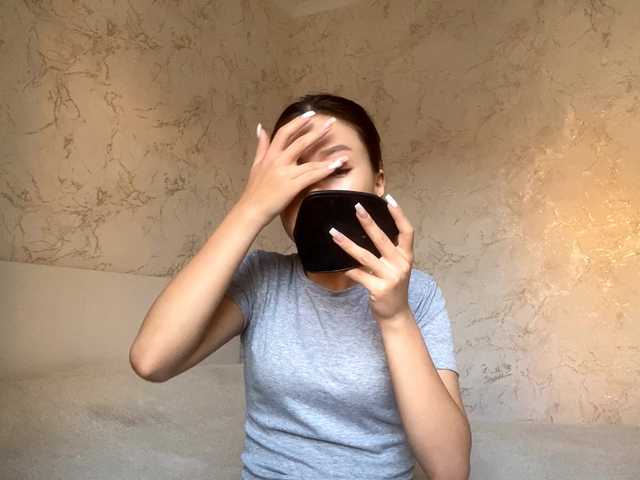 CatherinInsognia live cam on BongaCams