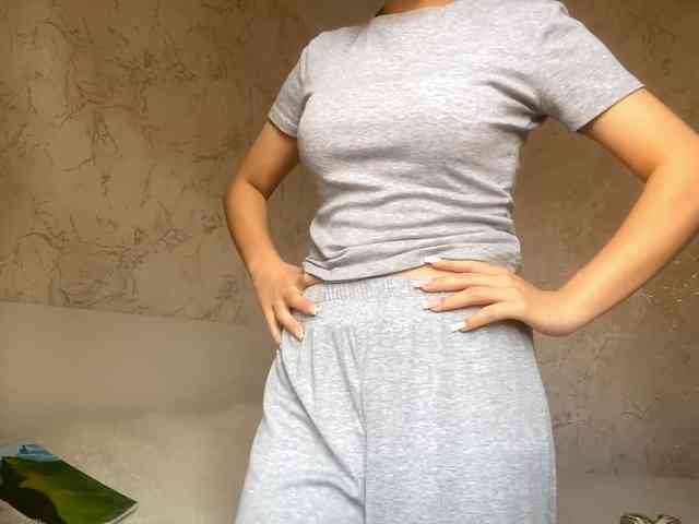 CatherinInsognia webcam