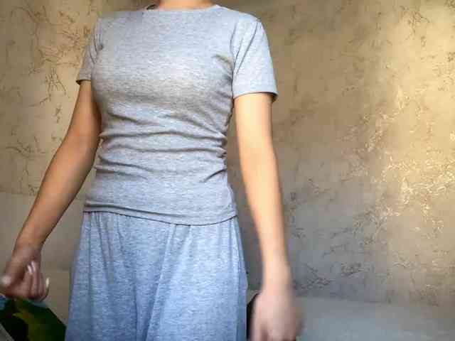 CatherinInsognia webcam