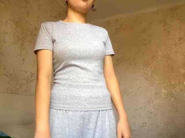 CatherinInsognia webcam