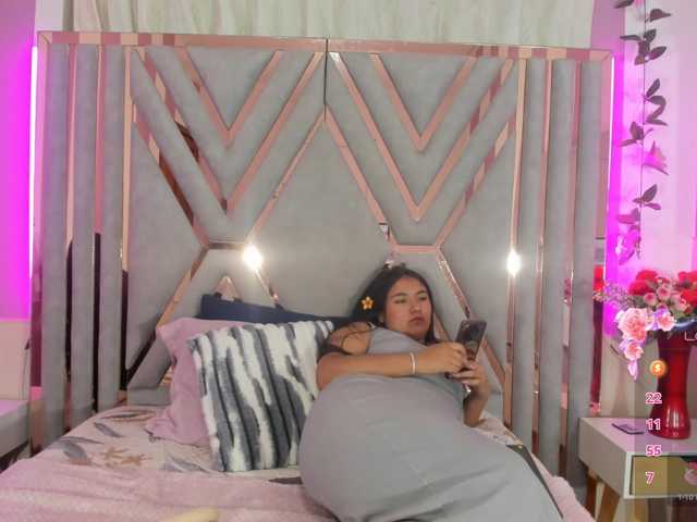 aba-sornyy live cam on BongaCams