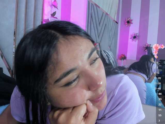 aba-sornyy live cam on BongaCams