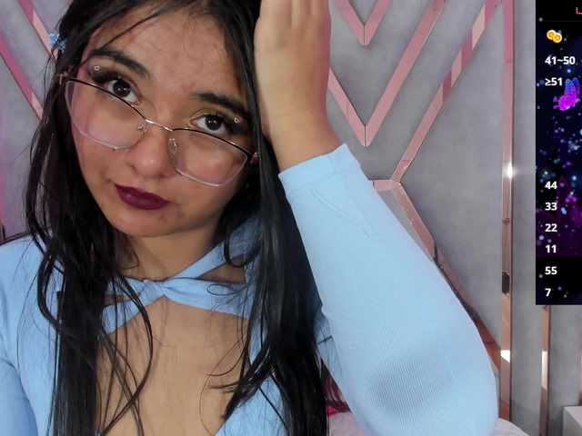 aba-sornyy live cam on BongaCams