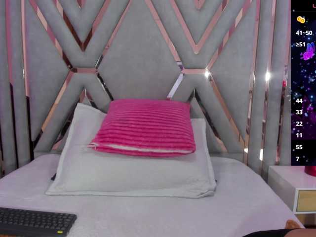 aba-sornyy live cam on BongaCams