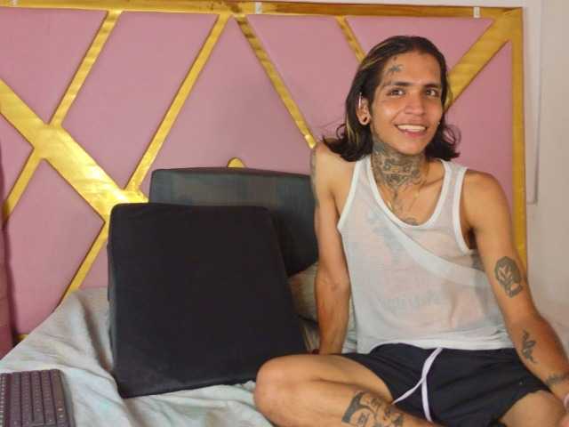 MeganAndSoldierboy1 live cam on BongaCams