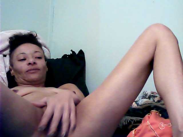 MissDime, en directo ahora en BongaCams