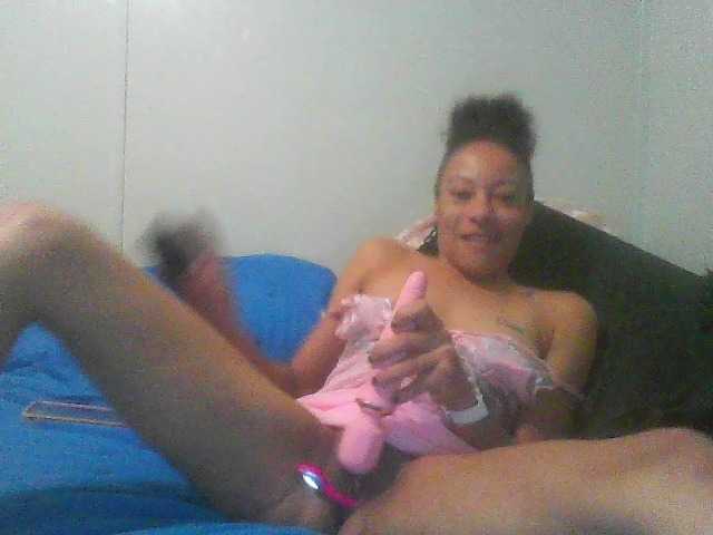 MissDime, live now on BongaCams