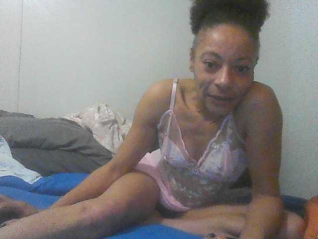 MissDime live cam on BongaCams