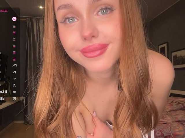 PamalaOcamb live cam on BongaCams