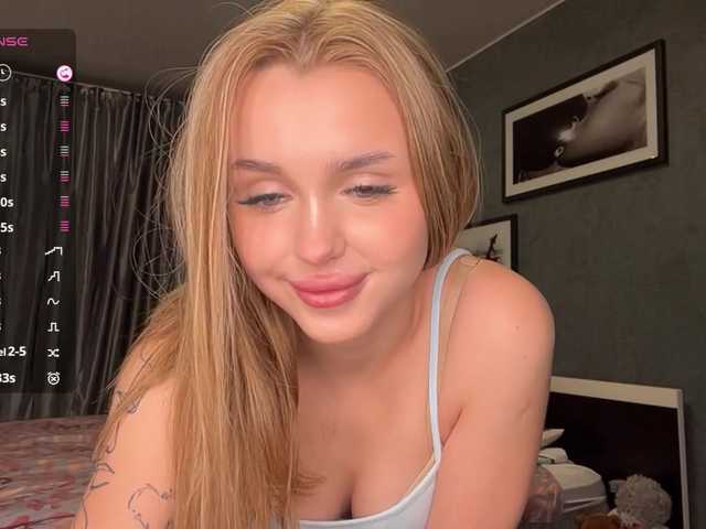 PamalaOcamb live cam on BongaCams