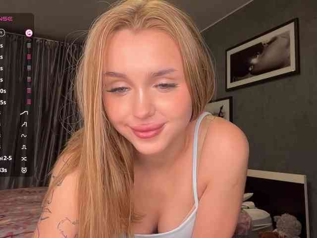 PamalaOcamb webcam