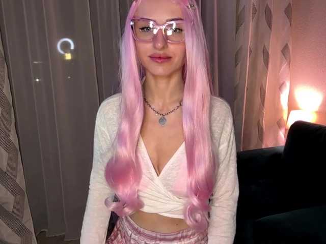 MistOnori live cam on BongaCams