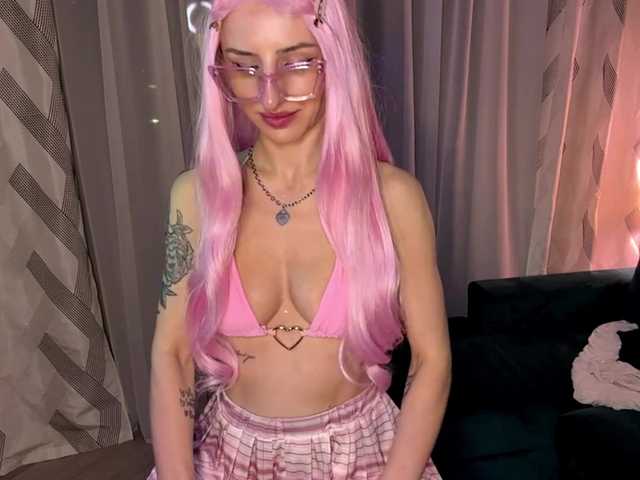 MistOnori live cam on BongaCams