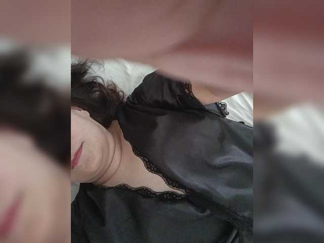 Nilofirsta live cam on BongaCams