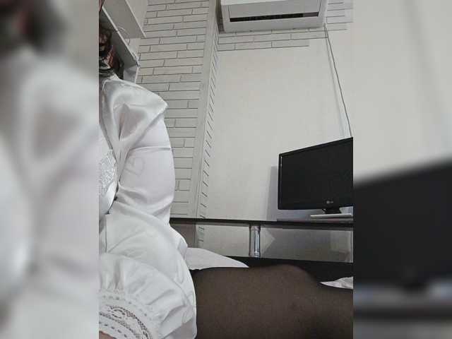 Nilofirsta live cam on BongaCams