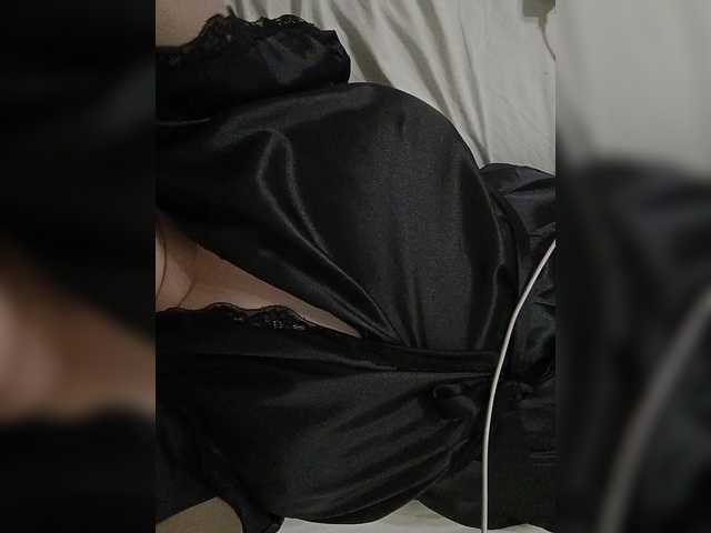 Nilofirsta live cam on BongaCams