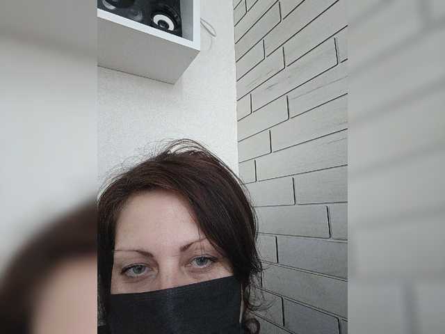 Nolifirsta — live female cam