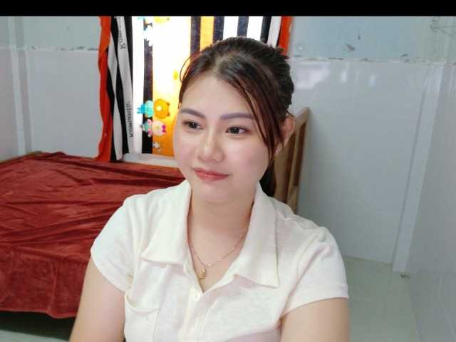 Lisahot69 live cam on BongaCams