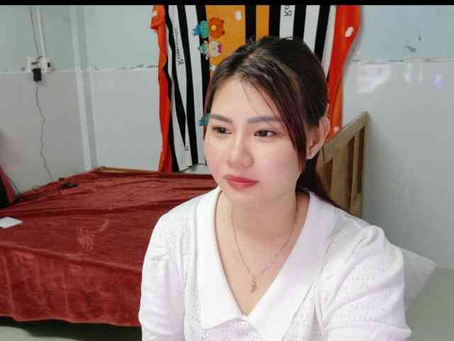 Lisahot69 webcam