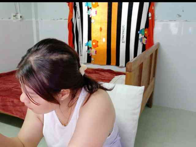 Lisahot69 webcam