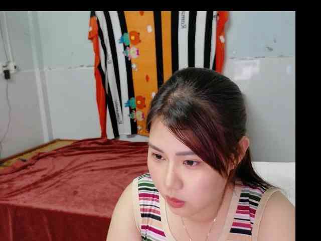 Lisahot69 webcam