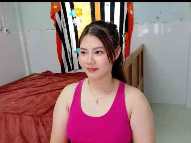 Lisahot69 webcam