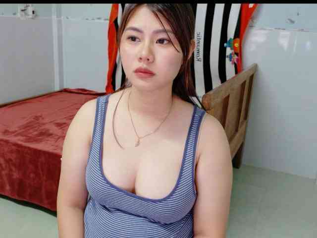 Lisahot69 webcam