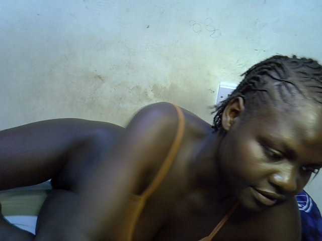 African-qeen1 live cam on BongaCams