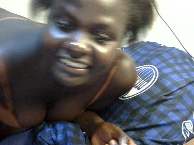 African-qeen1 live cam on BongaCams