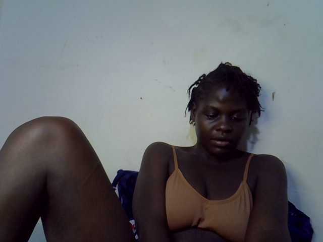 African-qeen1 live cam on BongaCams