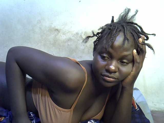 African-qeen1 live cam on BongaCams