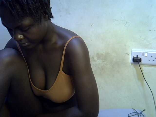 African-qeen1 live cam on BongaCams
