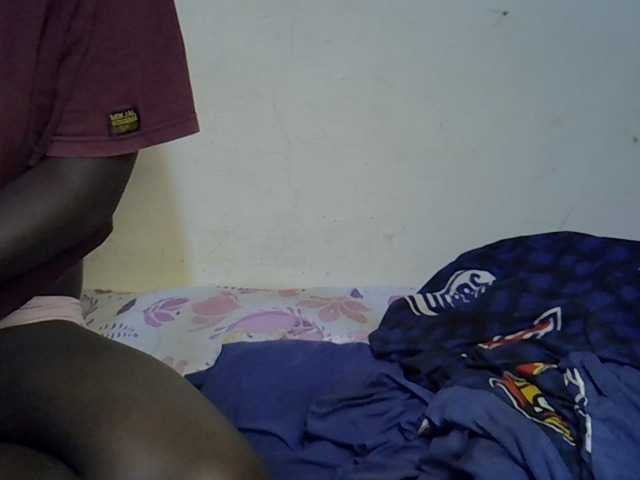 African-qeen1 live cam on BongaCams