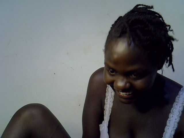 African-qeen1 live cam on BongaCams